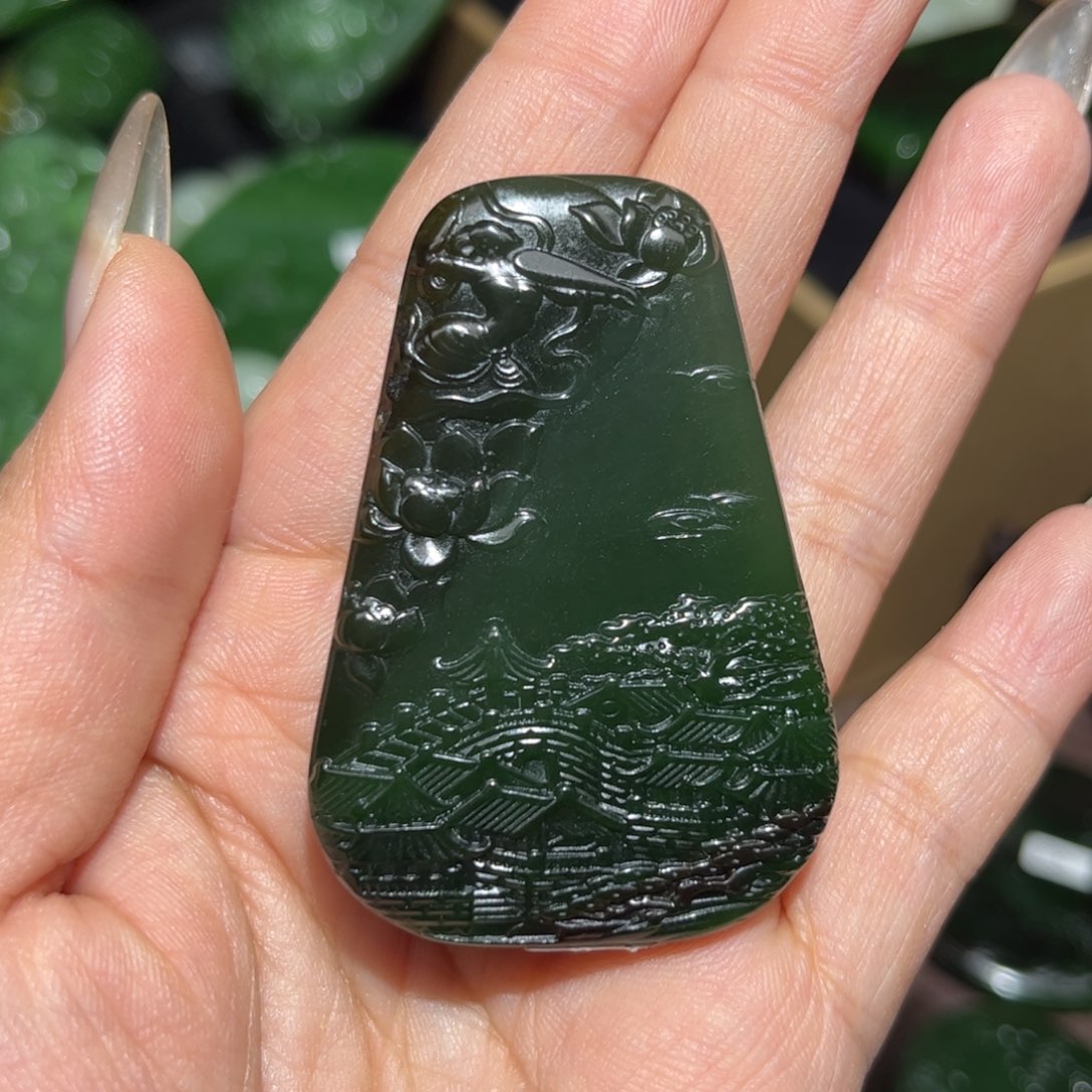 和田玉挂件未镶嵌