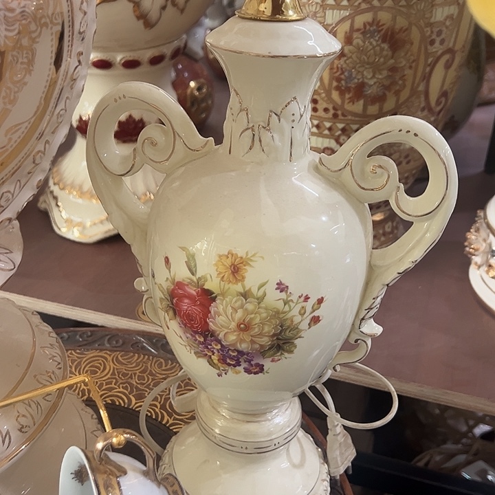 瓷片瑕。。。。。。。？？。？？