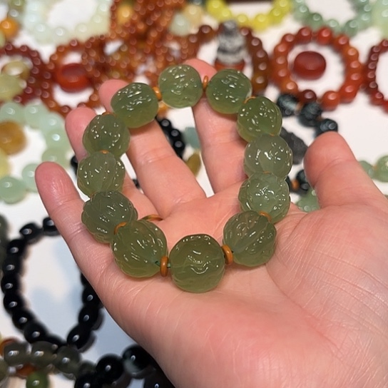 丹***阳蛇纹石玉未镶嵌手串