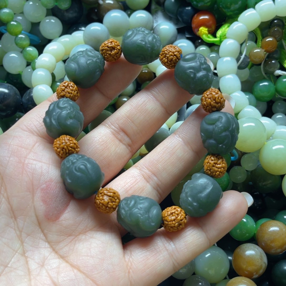 和田玉手链未镶嵌