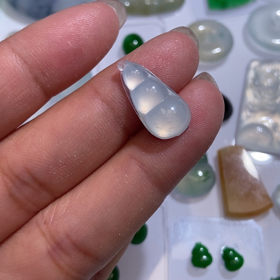 未镶嵌定制翡翠翡翠19.6/9.7/4.7