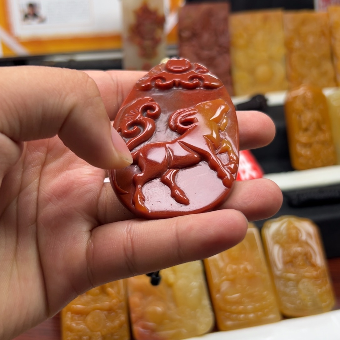 石英质玉（黄龙玉）未镶嵌多样性发货，发其一