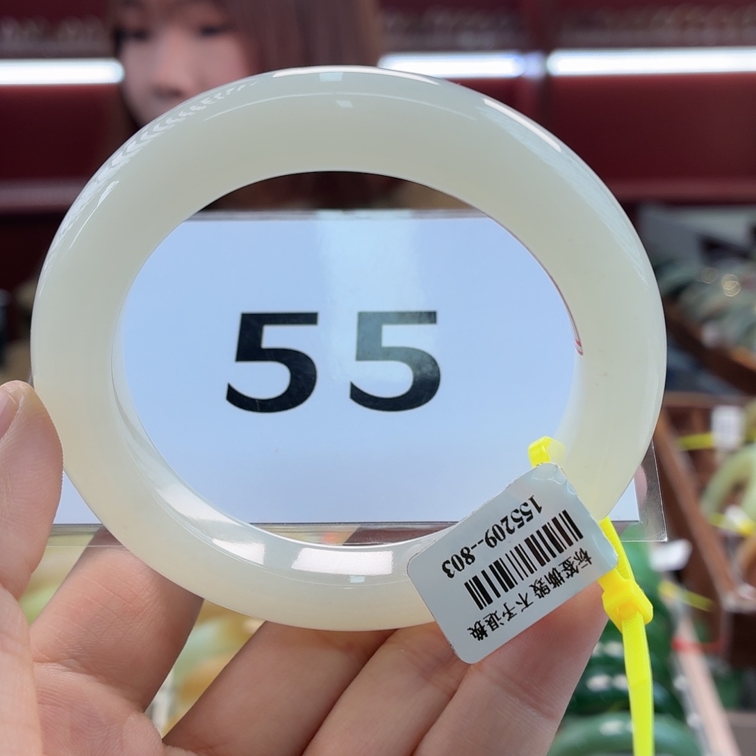 白***菜和田玉未镶嵌手镯