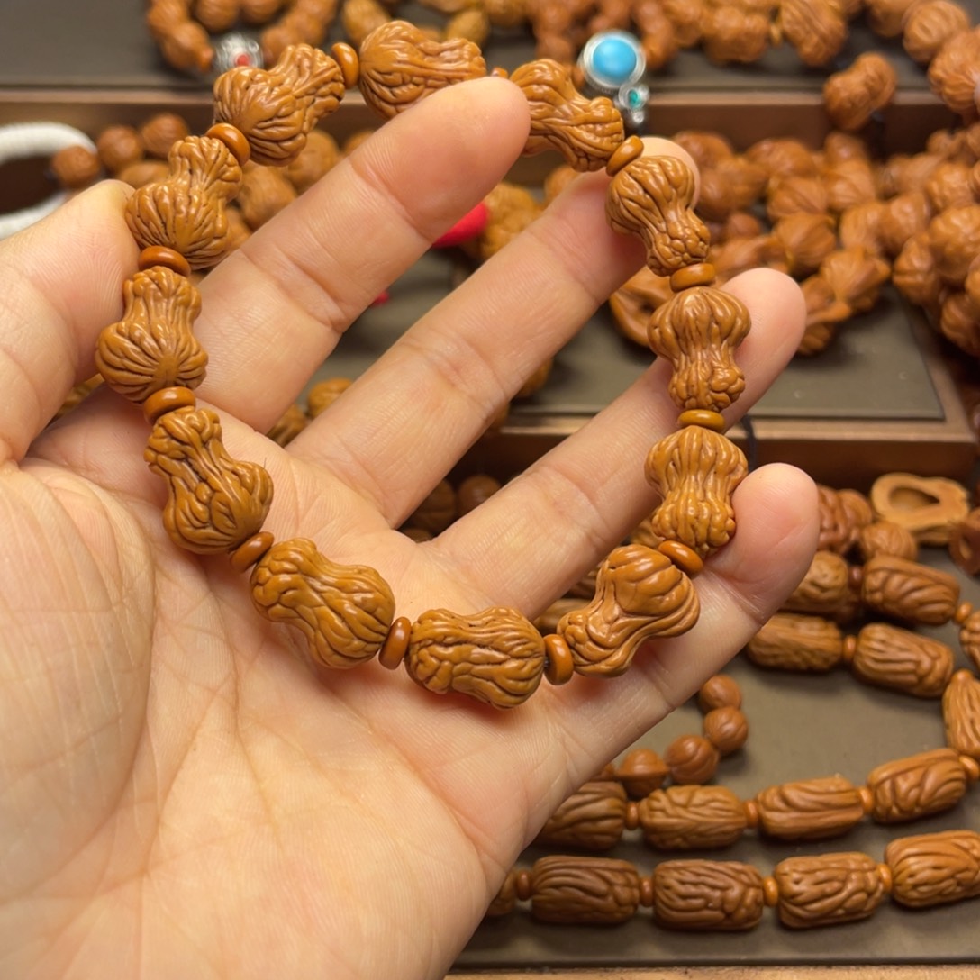 自***在桃核手串龙纹桃核27