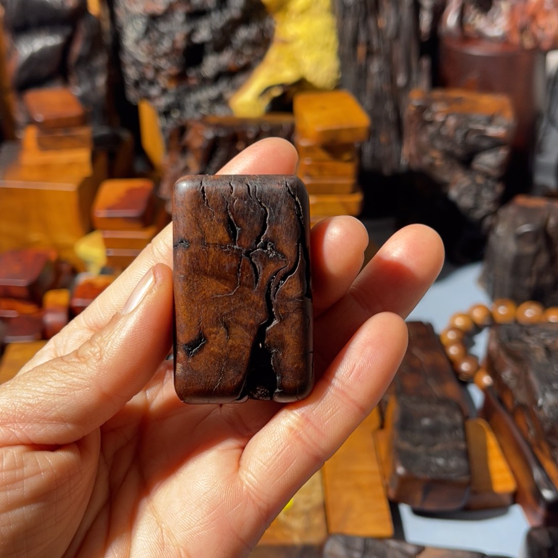 重****响直播间默认木料1个