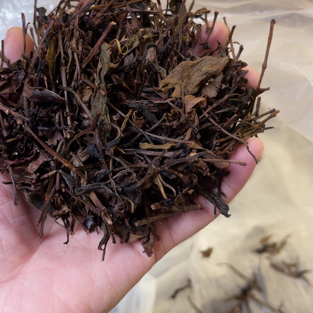 全手工制作250一袋东方红茶头炭焙1150米海拔清香型