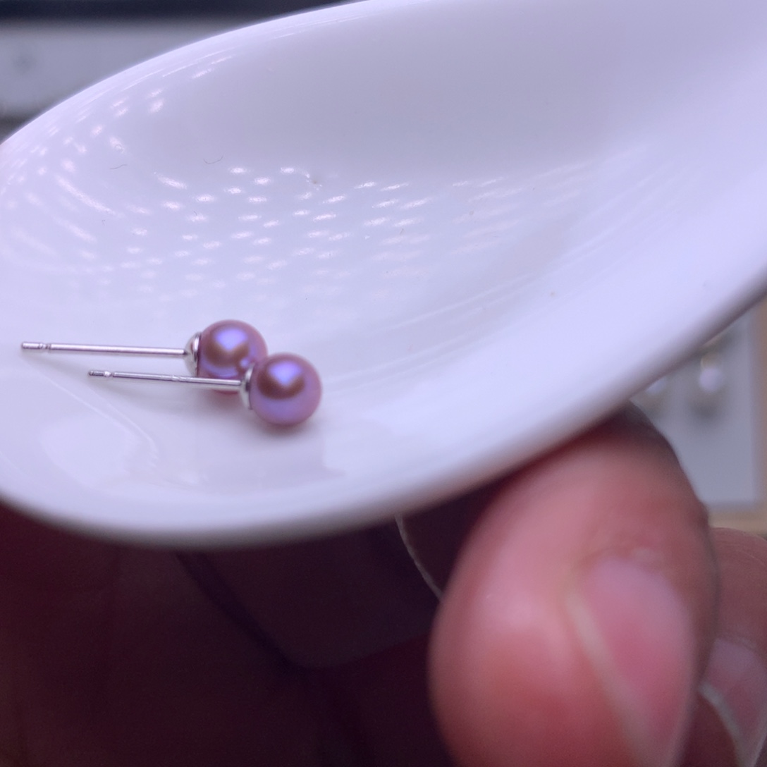 银S925镶嵌耳饰淡水珍珠