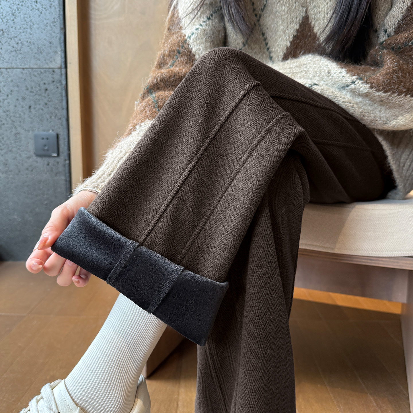 2025秋冬新款棕色人字纹毛呢裤加绒小个子直筒窄版阔腿裤