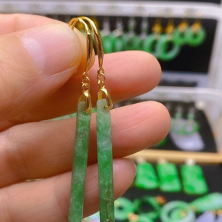 翡翠耳饰未镶嵌耳坠