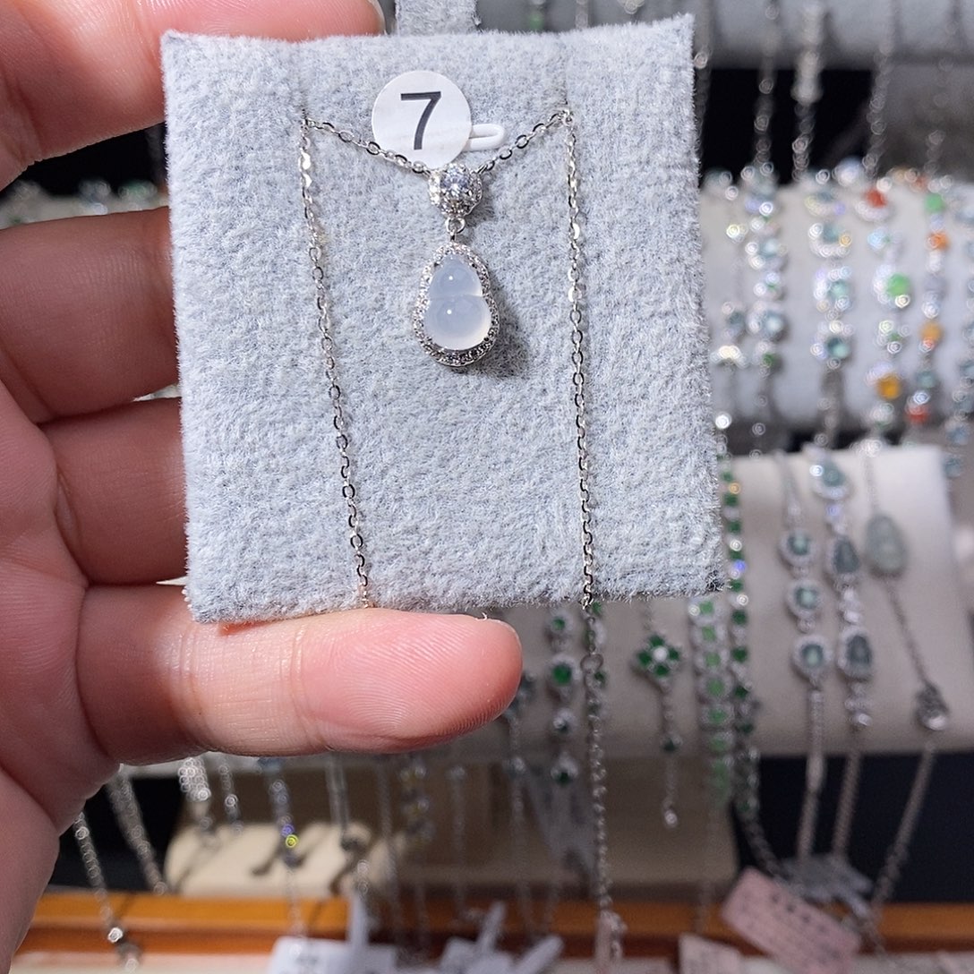 翡翠银S925镶嵌颈饰