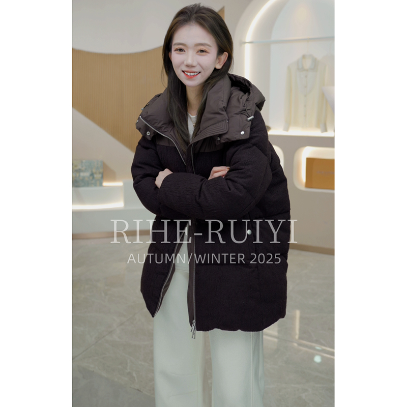 R H 【初雪】复古高端质感显瘦羊毛立领连帽白鹅绒羽绒服2500114