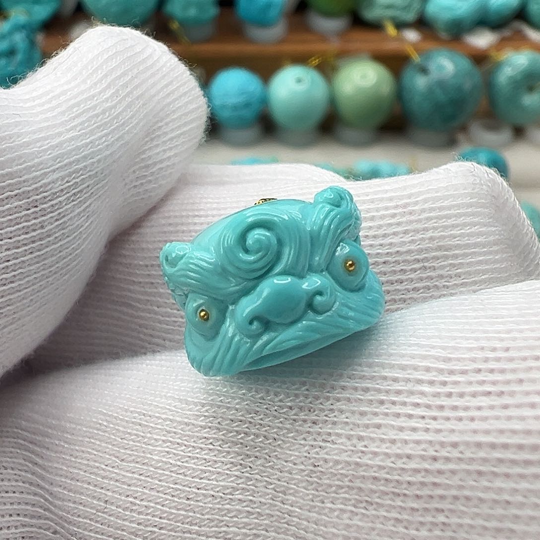 绿松石配饰未镶嵌