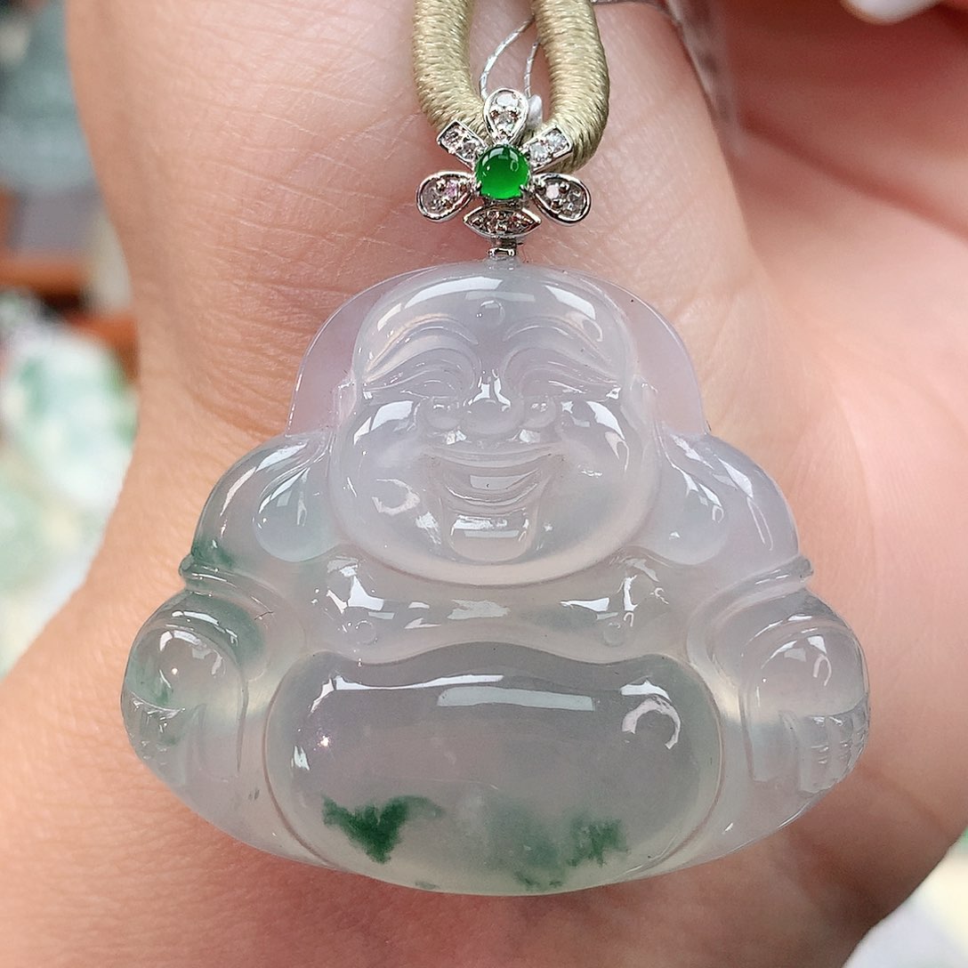 颈饰18K金镶嵌翡翠佛公