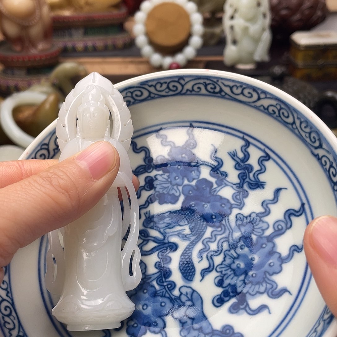 指***煌瓷片新号开播磁盘一个摆件