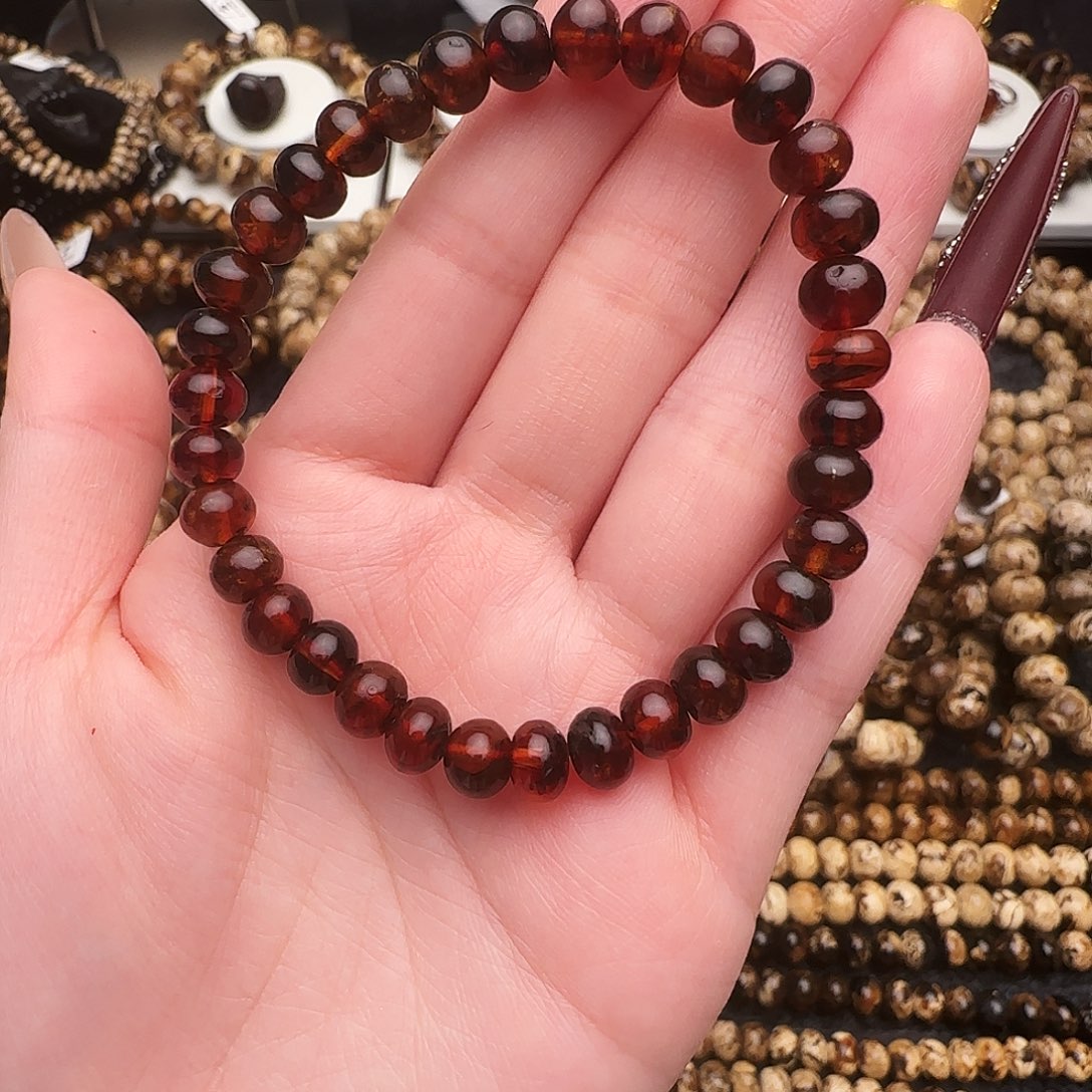 琥珀未镶嵌手链抚顺琥珀