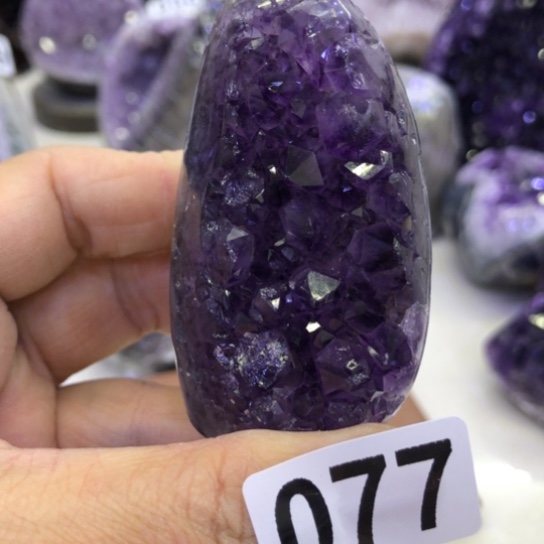 紫晶天然水晶摆件未镶嵌