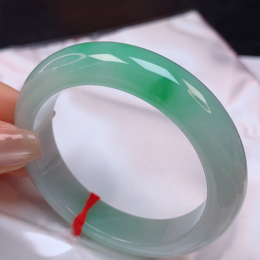 【闪购商品】翡翠手镯未镶嵌51翡翠手镯