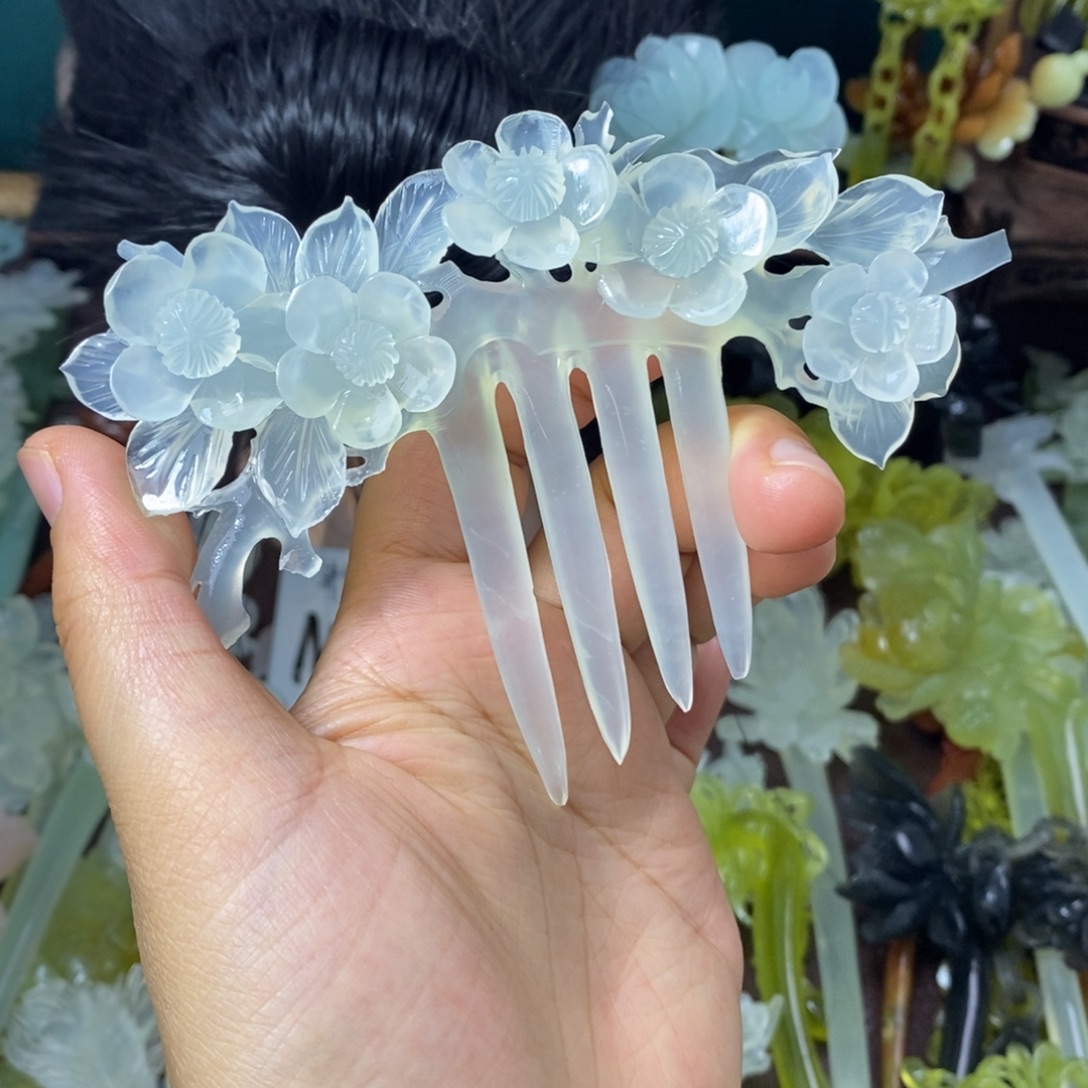 蛇纹石玉未镶嵌发饰