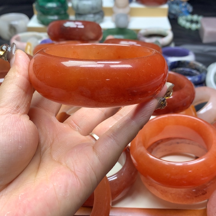 未镶嵌手镯石英质玉米*多