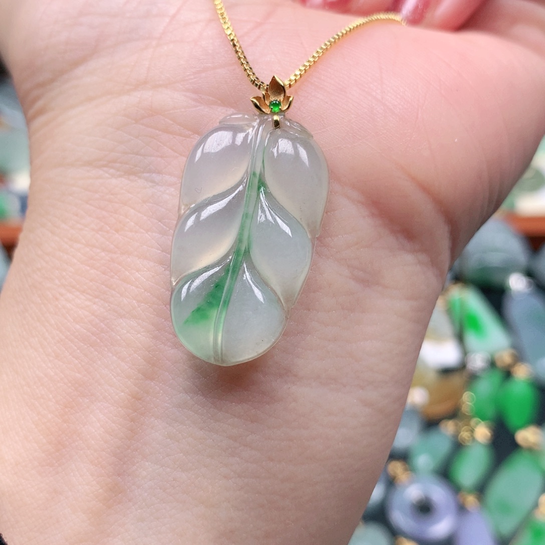 翡翠18K金镶嵌吊坠(不含链)