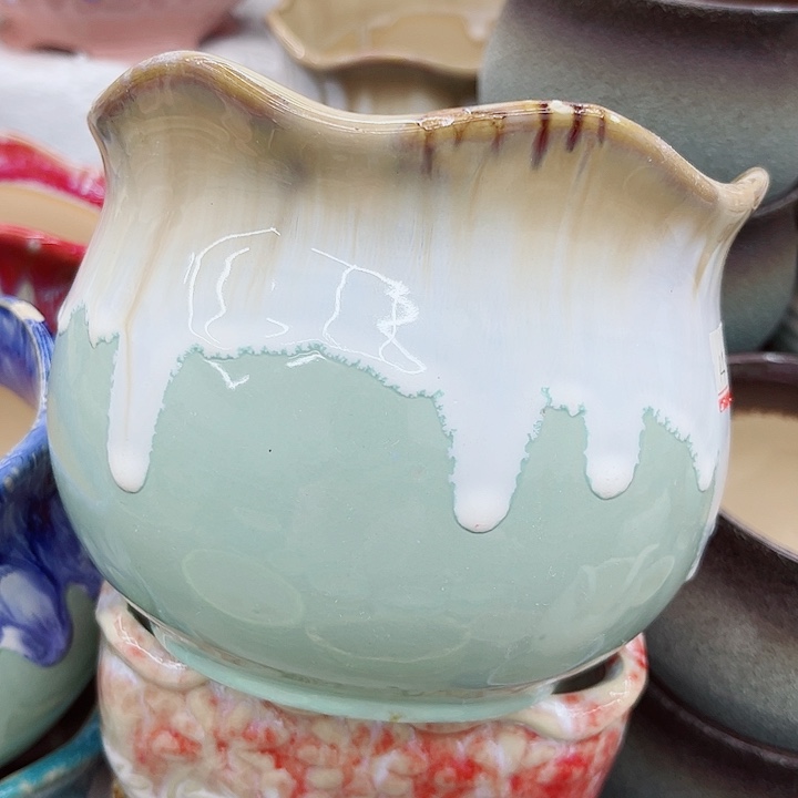 多肉绿植陶瓷花盆9.9包邮，有孔