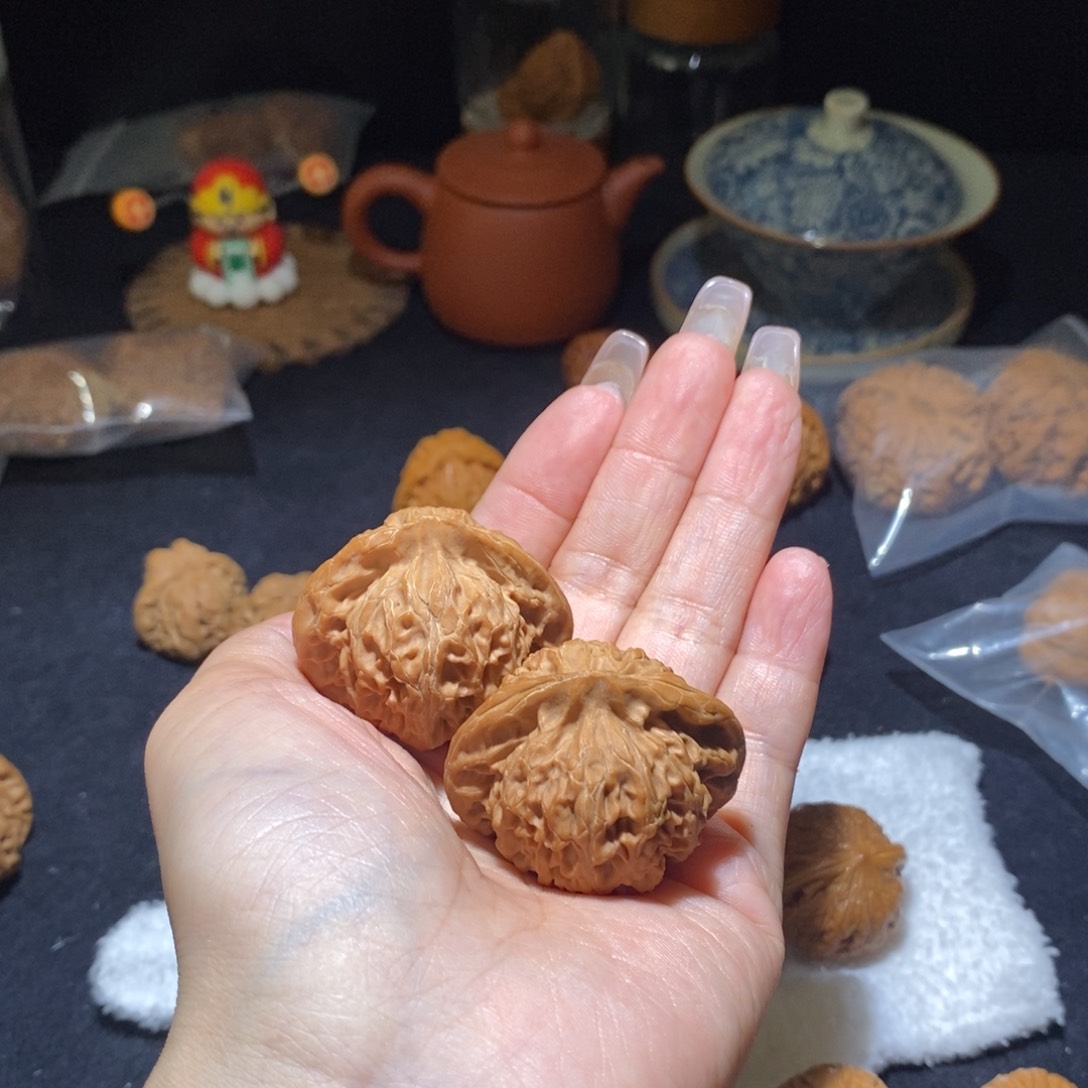 文玩核桃吊坠一**七汉高灯43