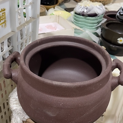 微瑕，明火，口径19，高度14，变形无盖，3L