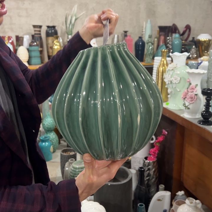 摆件高度24厘米口径7厘米微瑕捡漏上釉不匀