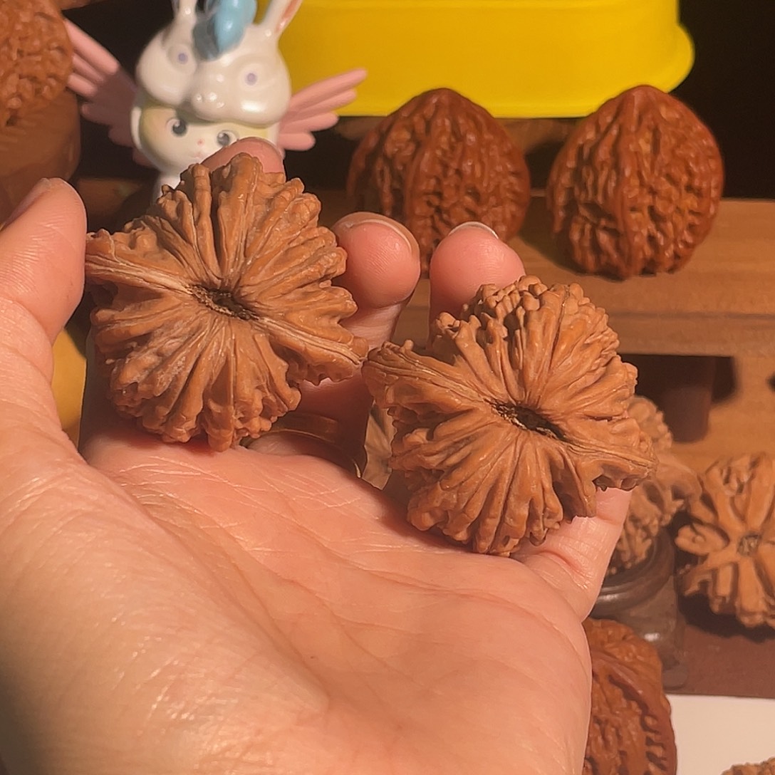 大***季把件文玩核桃45楼子小黄