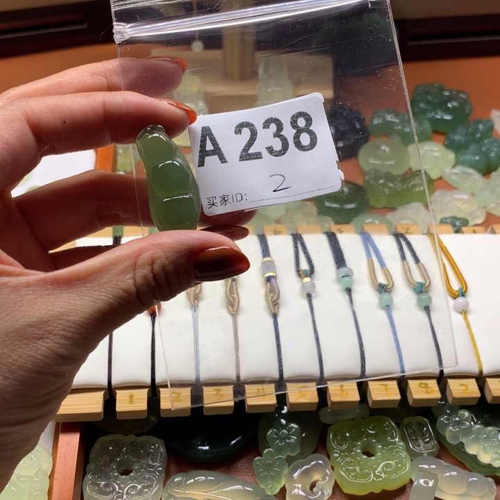 梦***梦未镶嵌蛇纹石玉岫玉有棉