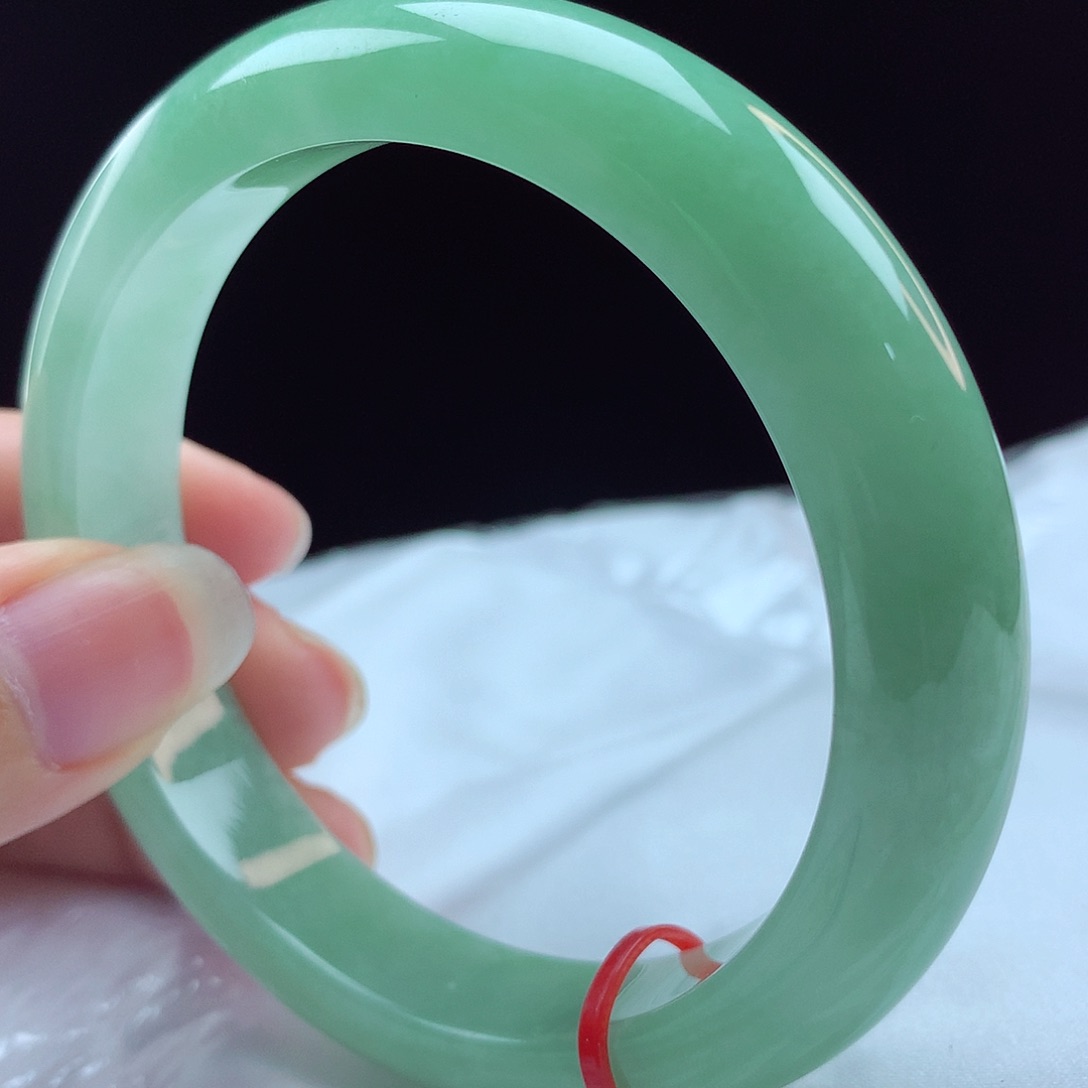 未镶嵌手镯翡翠96195，