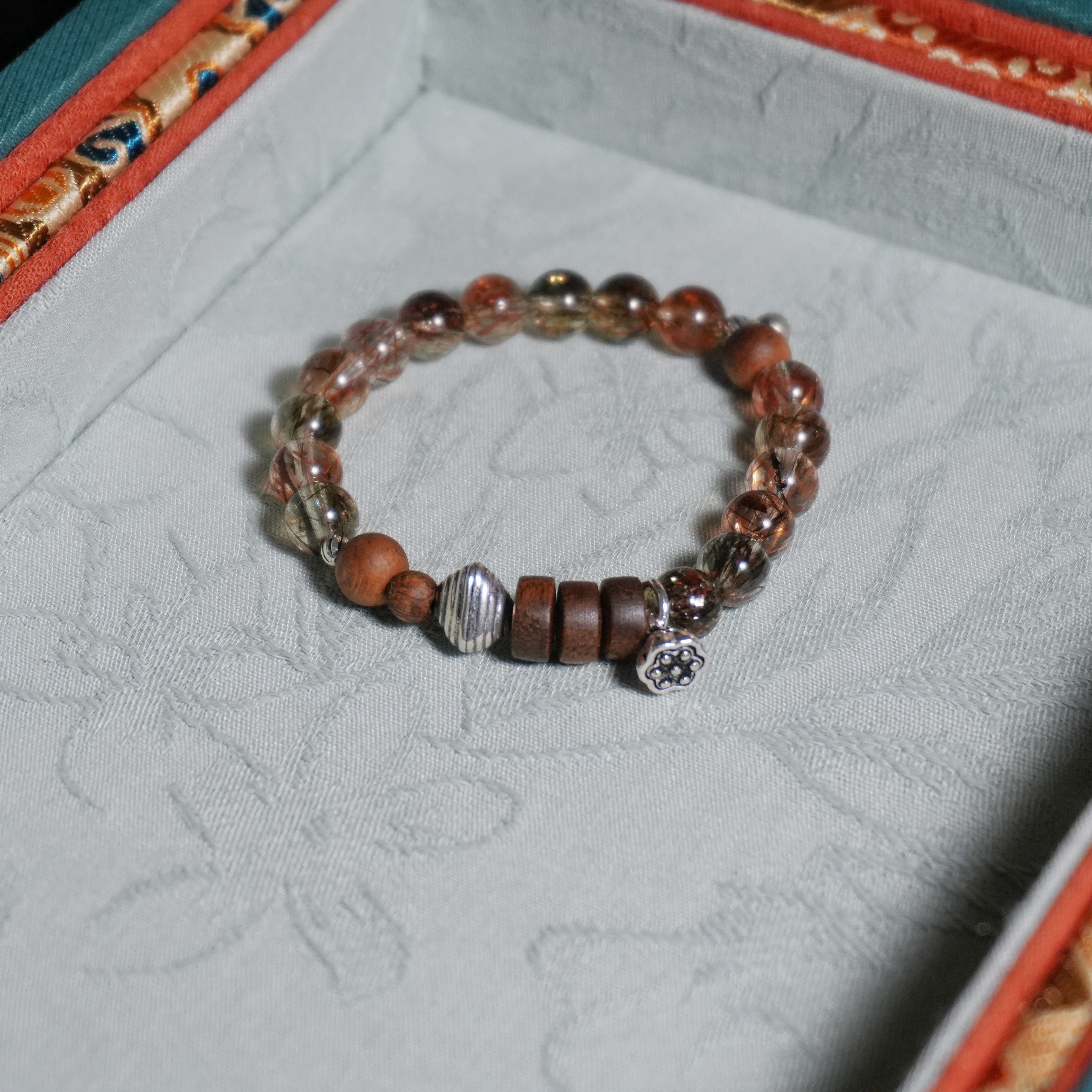 F1013 水晶银S925镶嵌 黑金超飞碟银饰手串7m