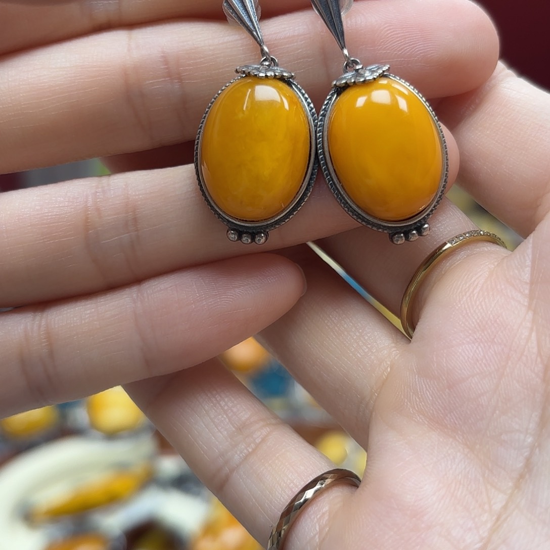 银S925镶嵌蜜蜡裸石46耳钉