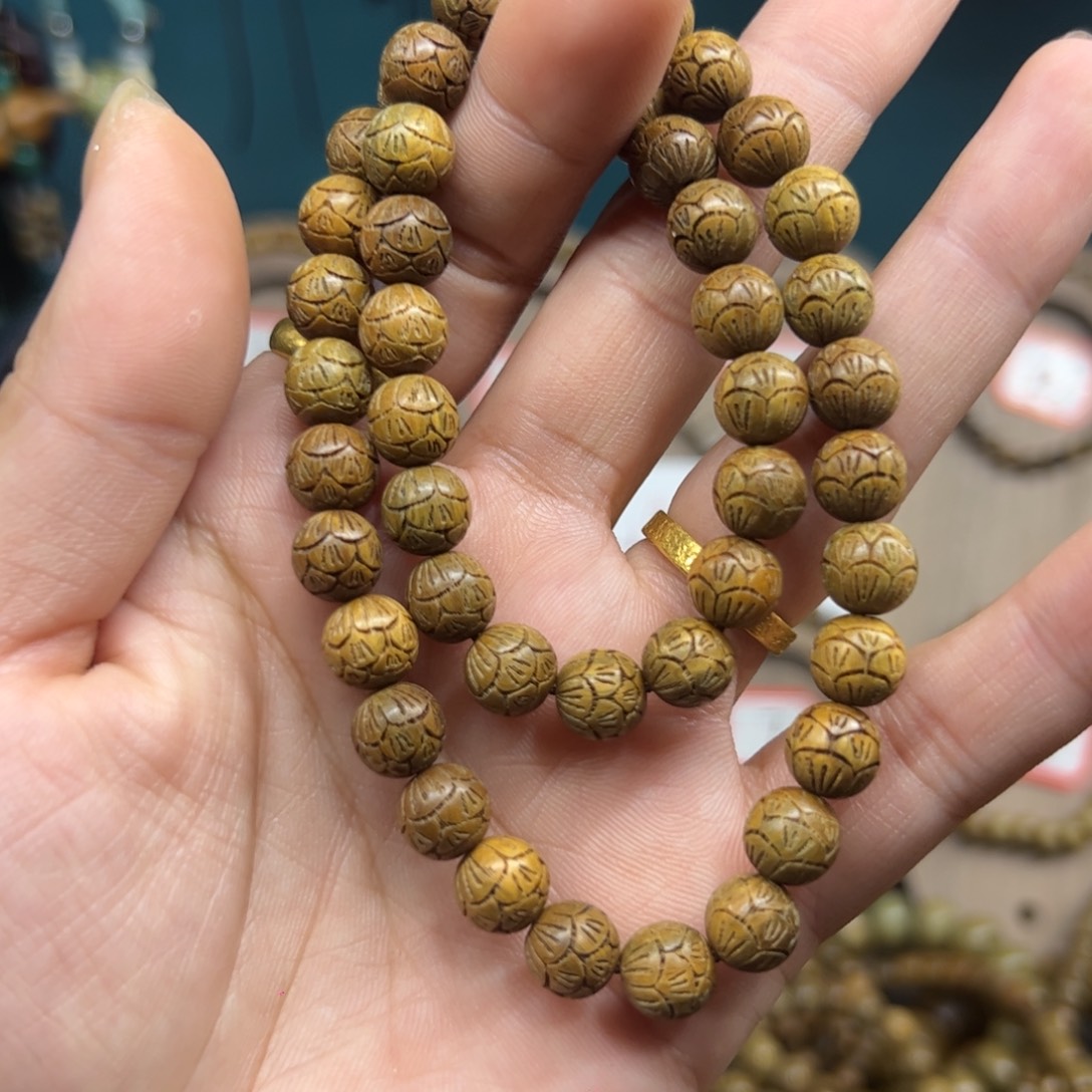 维腊木（绿檀）无事牌