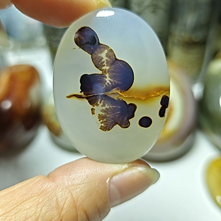 玛瑙/玉髓未镶嵌珠宝奇石