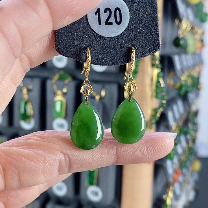 和田玉耳饰18K金镶嵌小***?