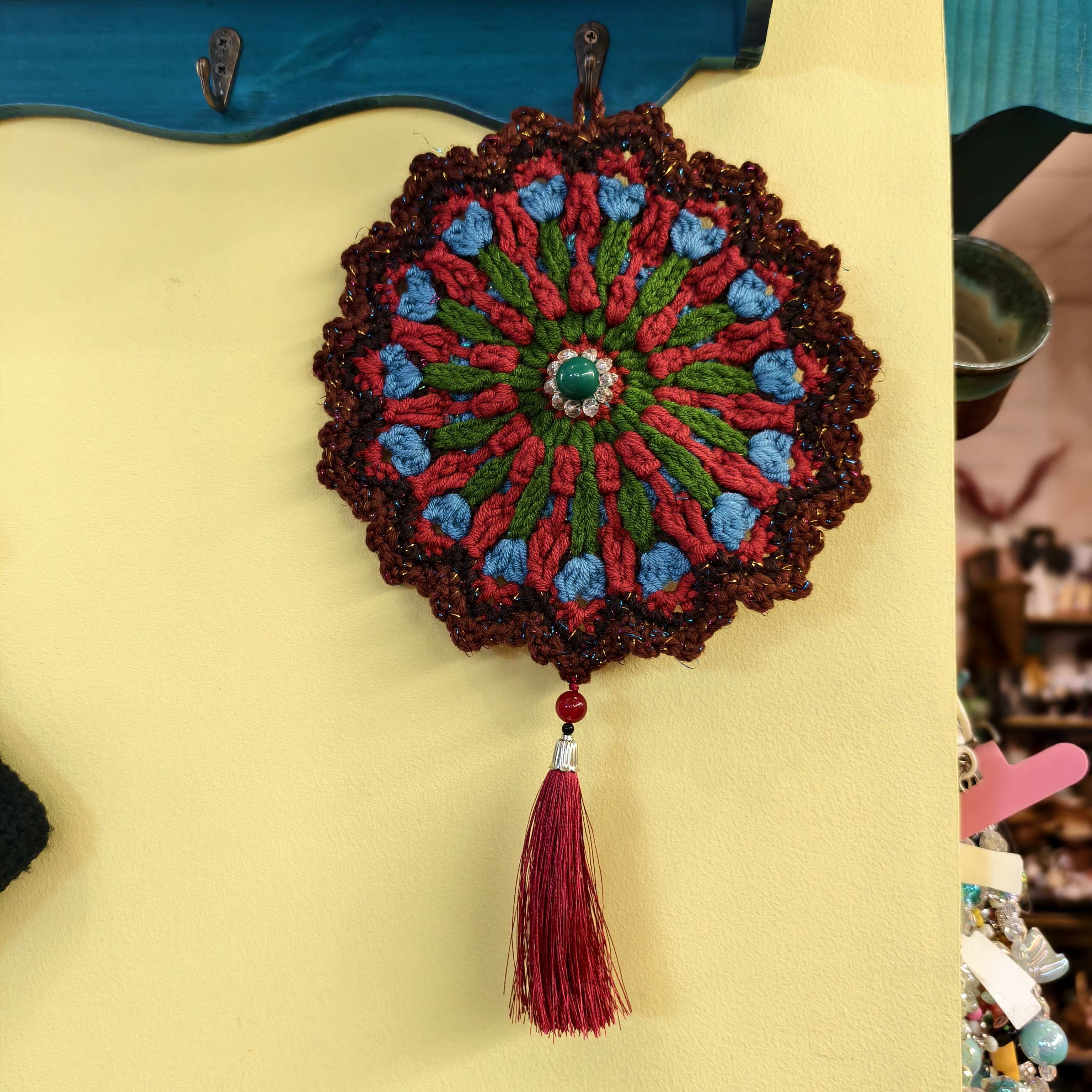 手工原创成品现货，吉祥壁挂，牛奶棉，单面。直径18cm总长度29 cm