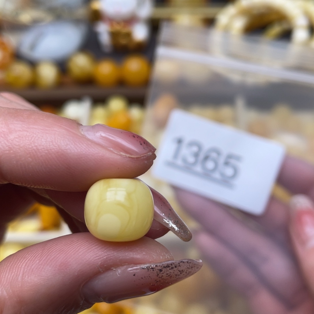 蜜蜡珠宝奇石未镶嵌孔道微瑕12