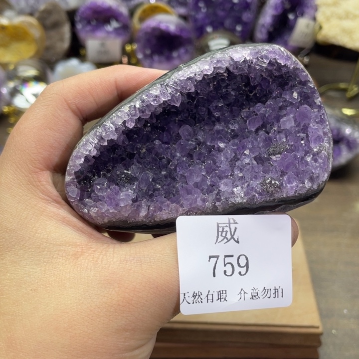 未镶嵌水晶珠宝半成品
