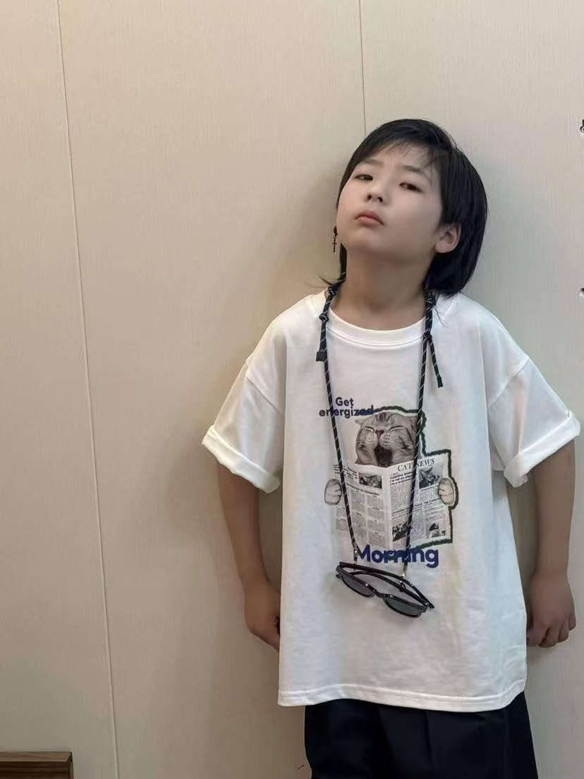 潮童小猫看报纸舒适短袖32572
