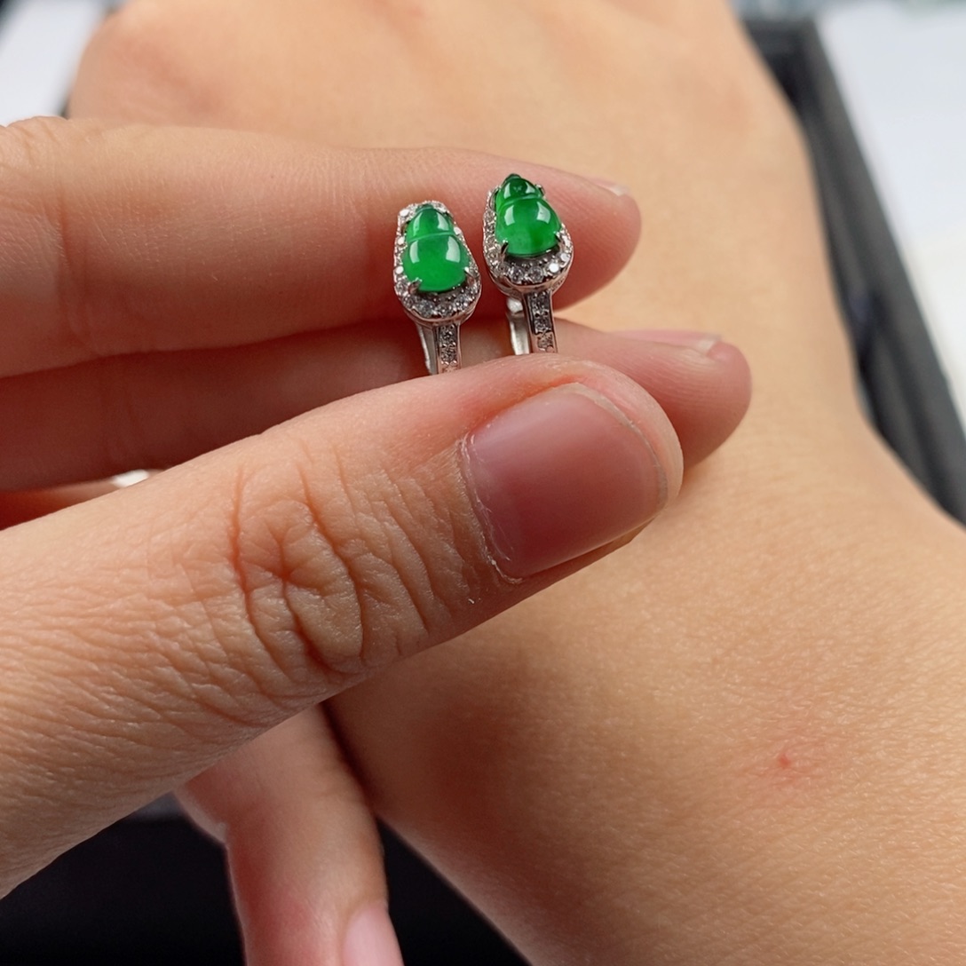 翡翠手链银S925镶嵌耳钉