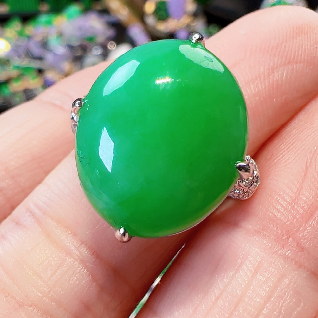 翡翠戒指18K金镶嵌签收后24小时鉴赏期