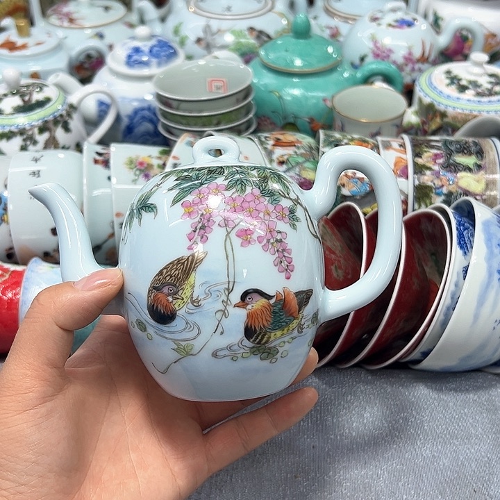 景德镇陶瓷艺术品