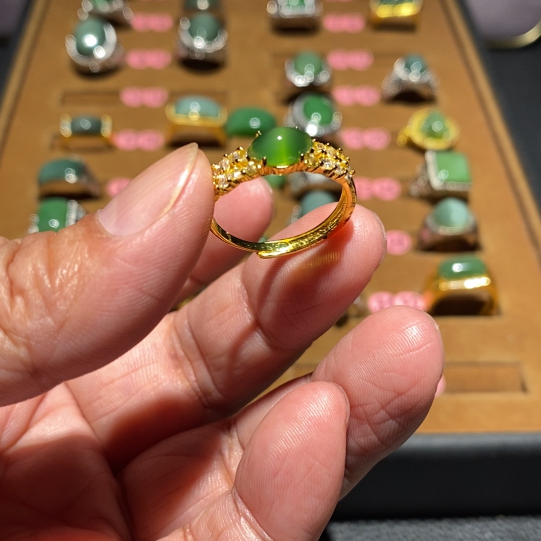 和田玉未镶嵌珠宝半成品