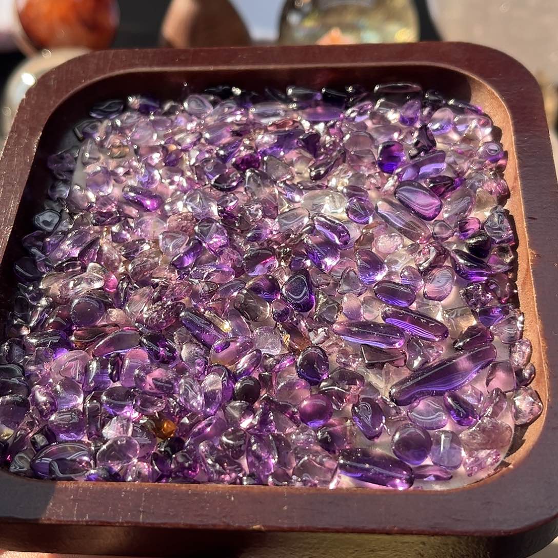 水晶未镶嵌珠宝半成品111 净！ 紫水晶碎石一盘