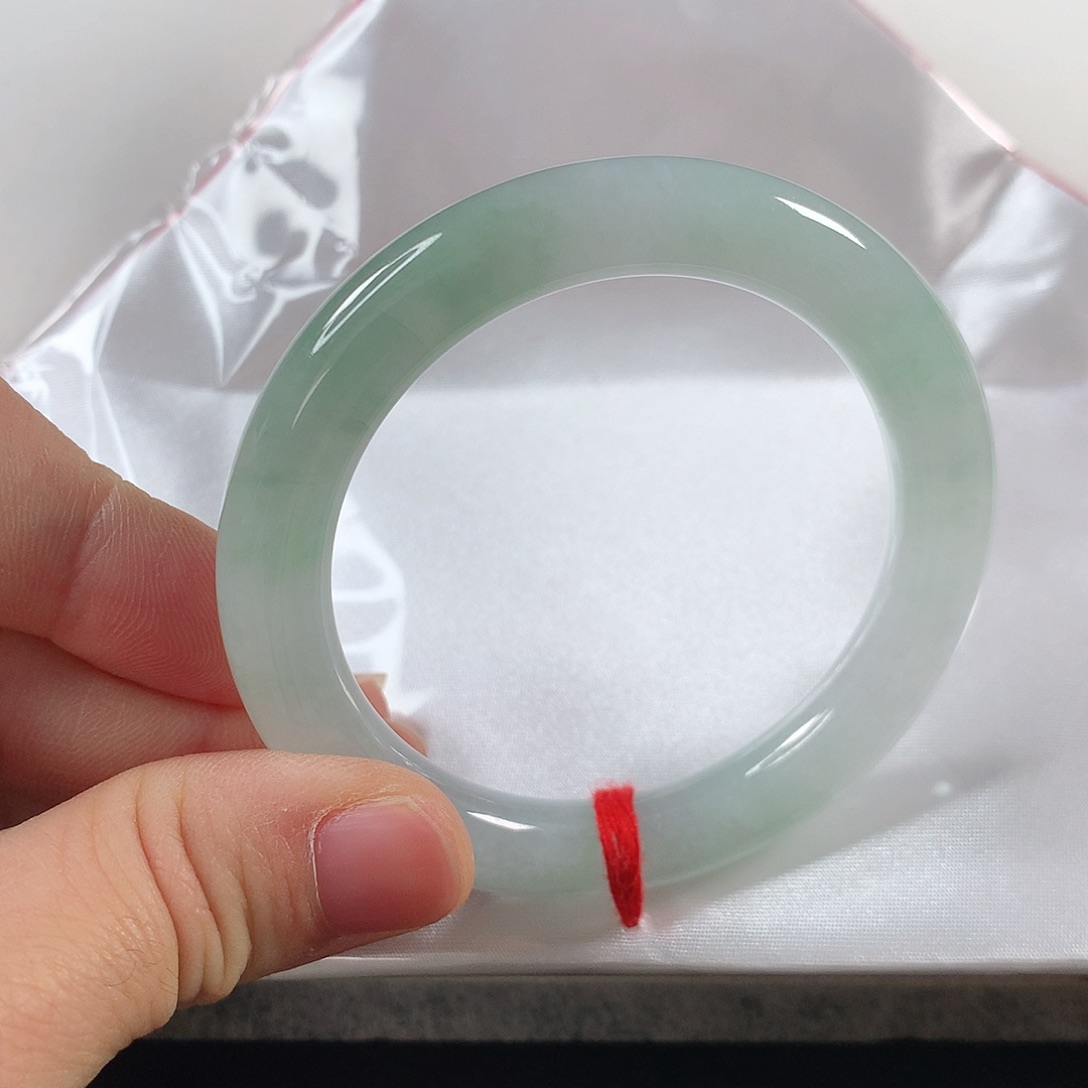 翡翠手镯未镶嵌⑨⑤