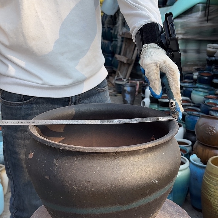 高度25厘米口28厘米