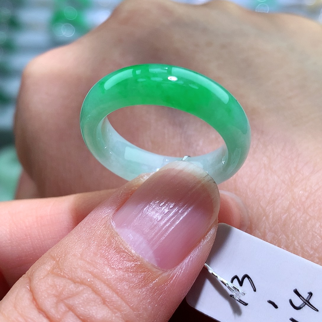 翡翠戒指未镶嵌13-14号