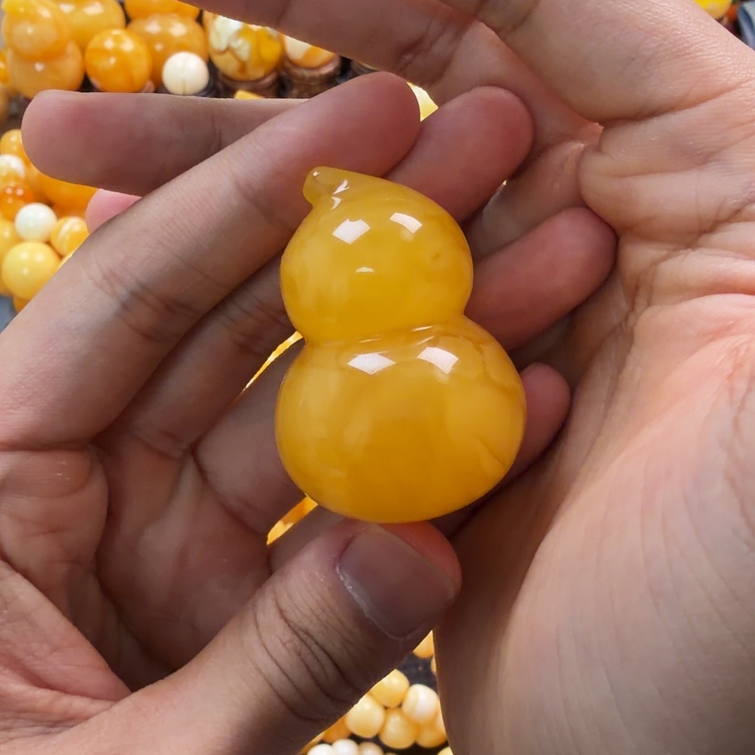 琥珀未镶嵌珠宝奇石24g