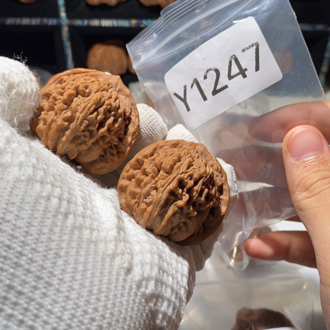 吊坠文玩核桃44全品原装三角楼